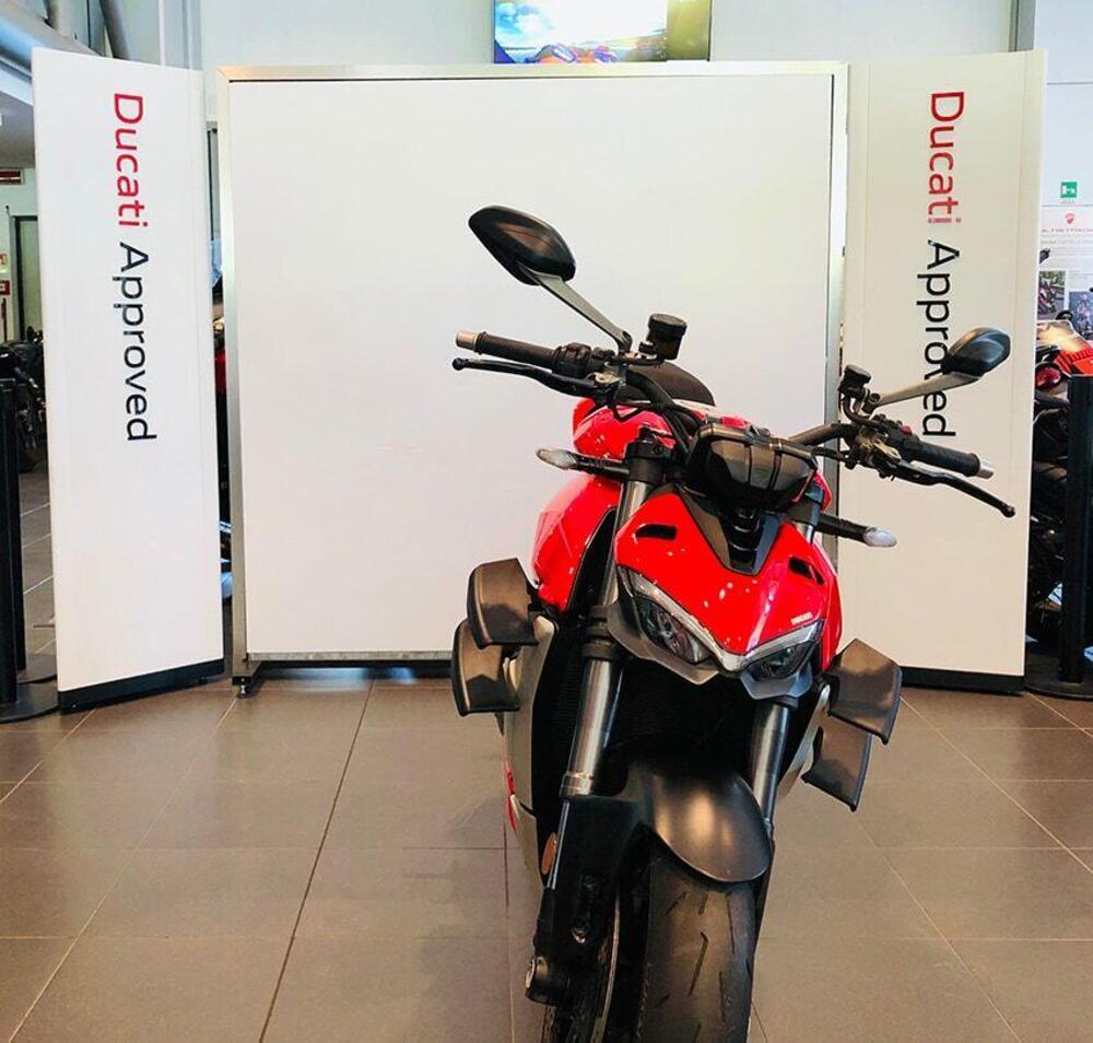 Ducati Streetfighter V4 1100 (2021 - 22) (3)