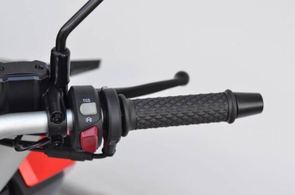 Voge Sfida SR1 ADV (2023 - 26) (10)