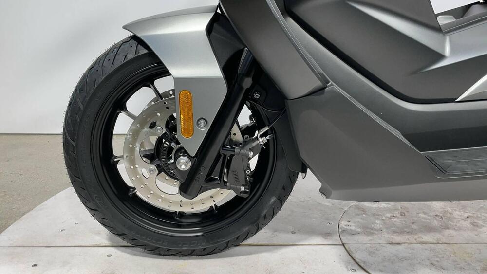 Voge Sfida SR4 MAX (2024 - 25) (3)