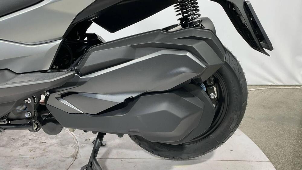 Voge Sfida SR4 MAX (2024 - 25) (5)