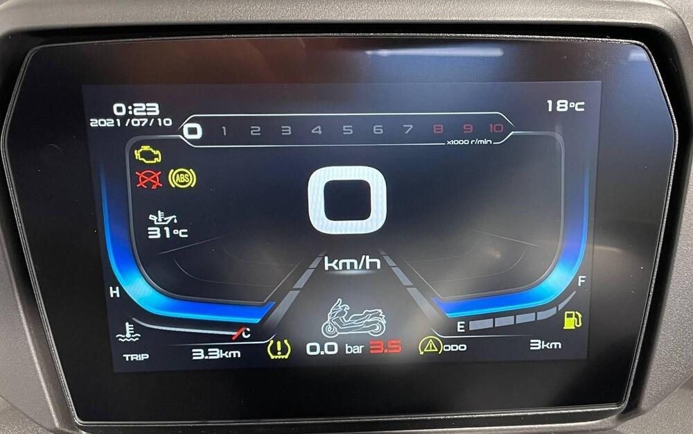 Voge Sfida SR4 MAX (2024 - 25) (14)