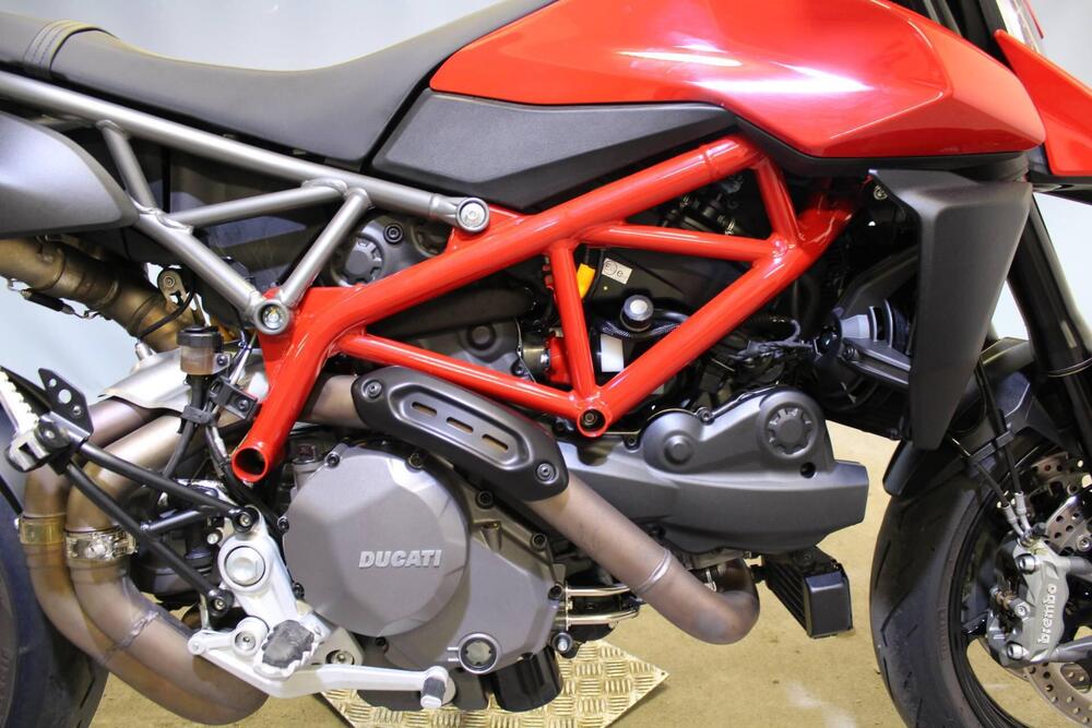 Ducati Hypermotard 950 (2022 - 25) (9)