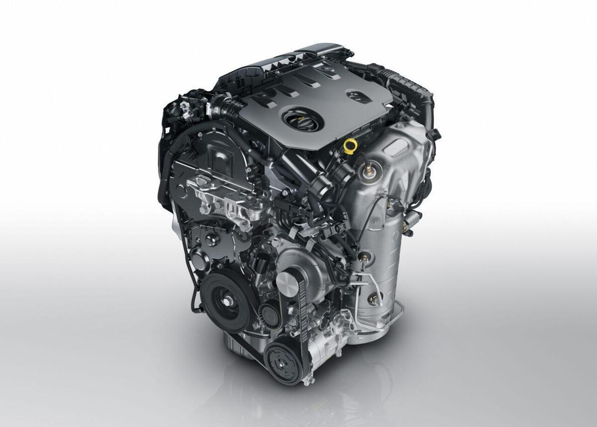 Stellantis richiama oltre 630.000 auto diesel in Europa: rischio rottura per la catena dell’albero a camme