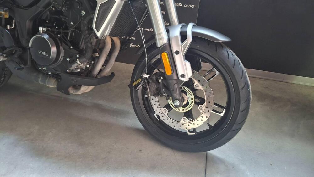 Voge Trofeo 350AC (2022 - 25) (4)