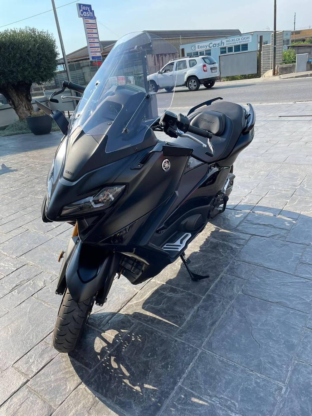 Yamaha T-Max 560 (2022 - 24) (11)