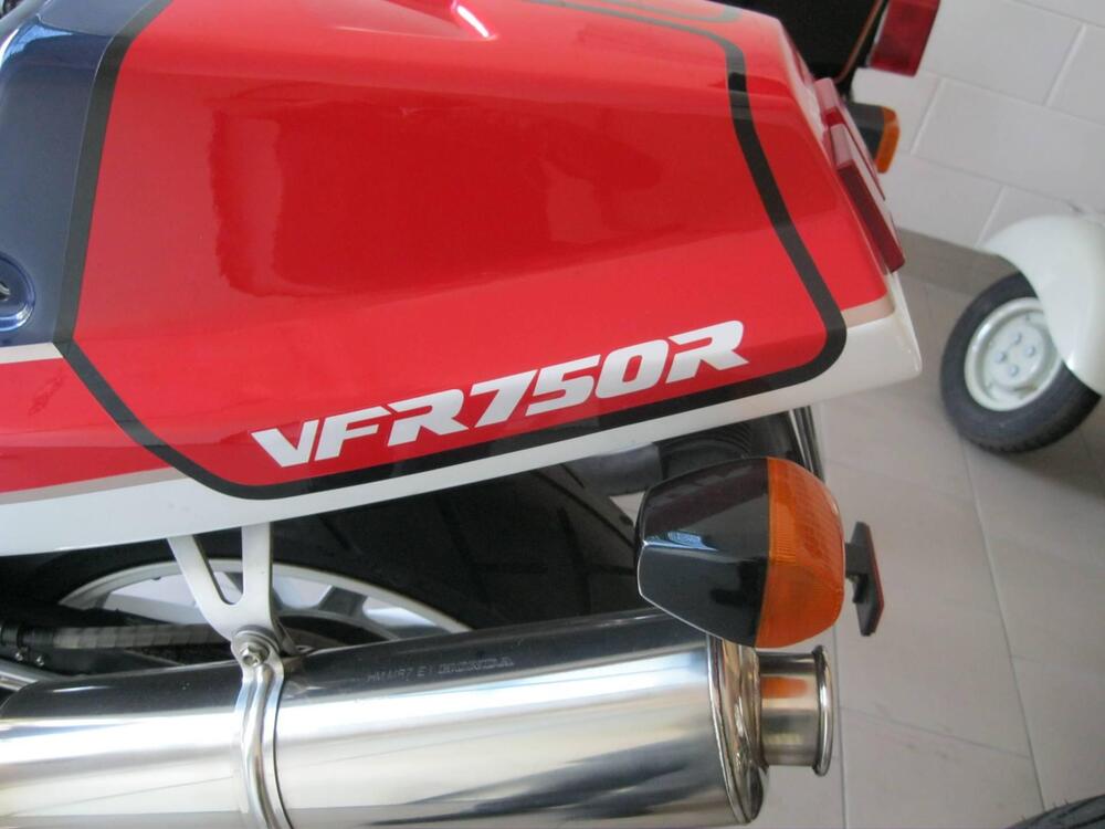 Honda VFR 750 R