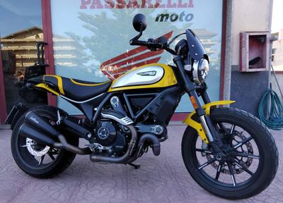 Ducati Scrambler 800 Caf&egrave; Racer (2017 - 21) usata