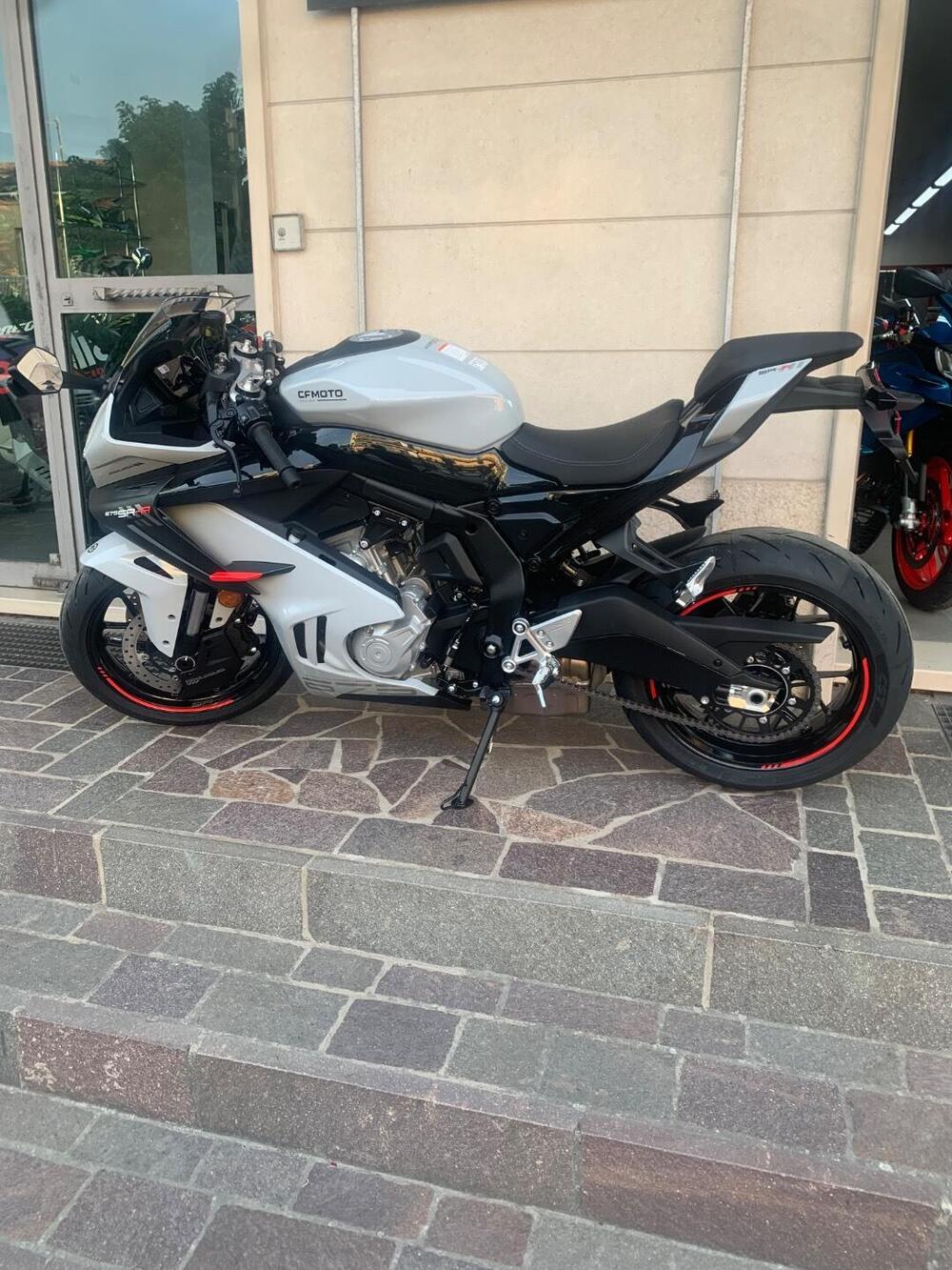 CFMOTO 675SR-R (2025 - 26) (4)