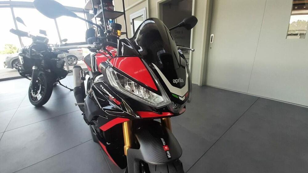 Aprilia Tuono V4 Factory SE-09 SBK (2024) (2)