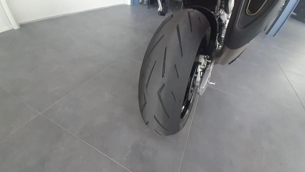 Aprilia Tuono V4 Factory SE-09 SBK (2024) (6)