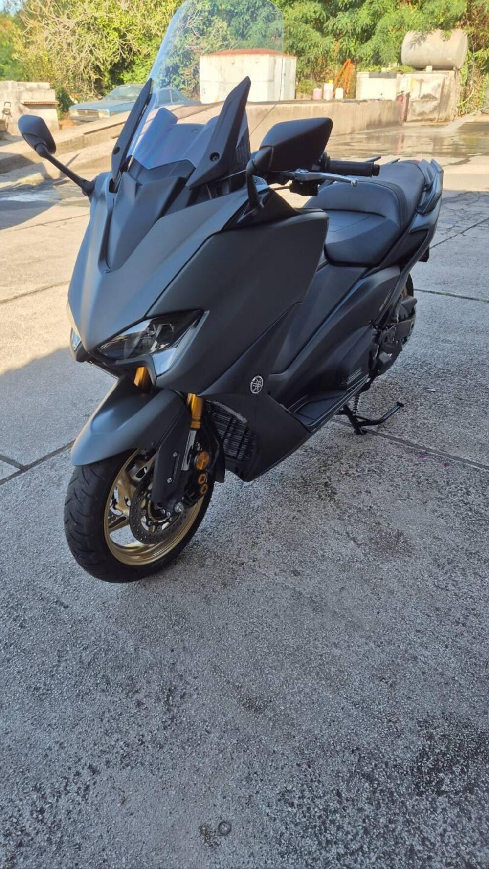 Yamaha T-Max 560 Tech Max (2021) (2)