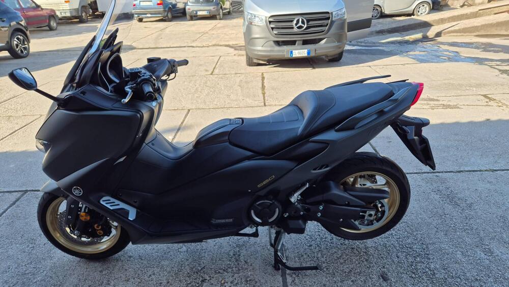 Yamaha T-Max 560 Tech Max (2021) (3)