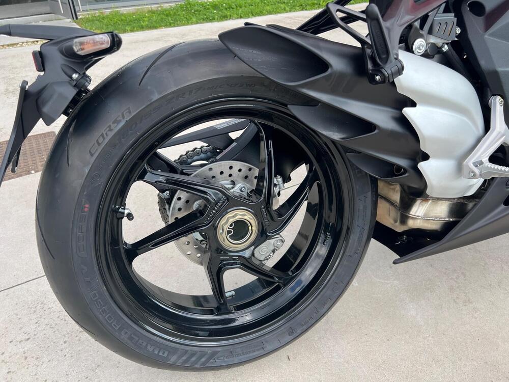 MV Agusta Superveloce 800 (2021 - 25) (7)