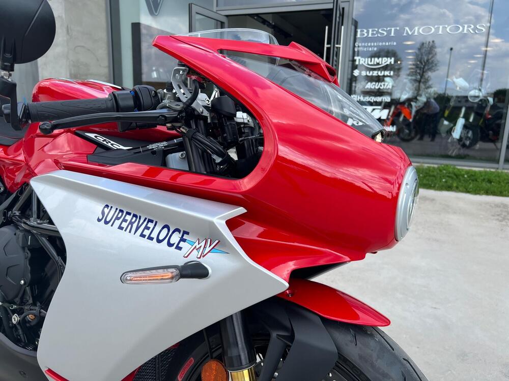MV Agusta Superveloce 800 (2021 - 25) (8)