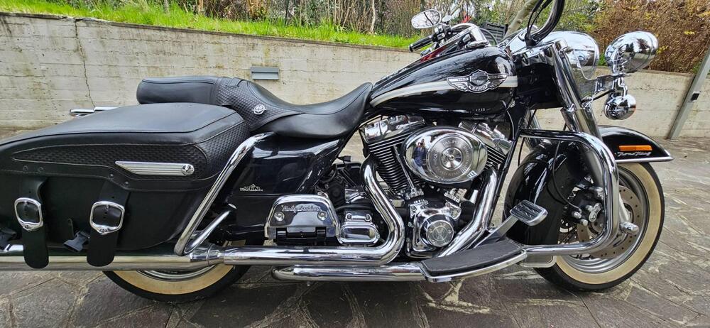 Harley-Davidson 1450 Road King Classic (2003 - 05) - FLHRCI (6)