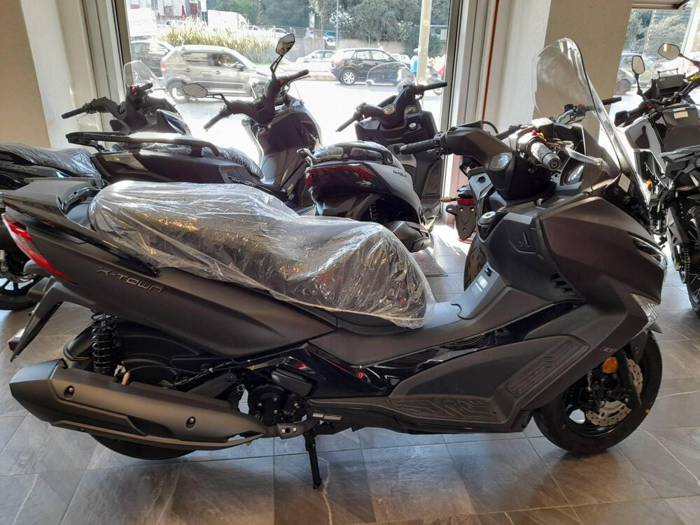 Kymco X-Town 300i (2025) (2)