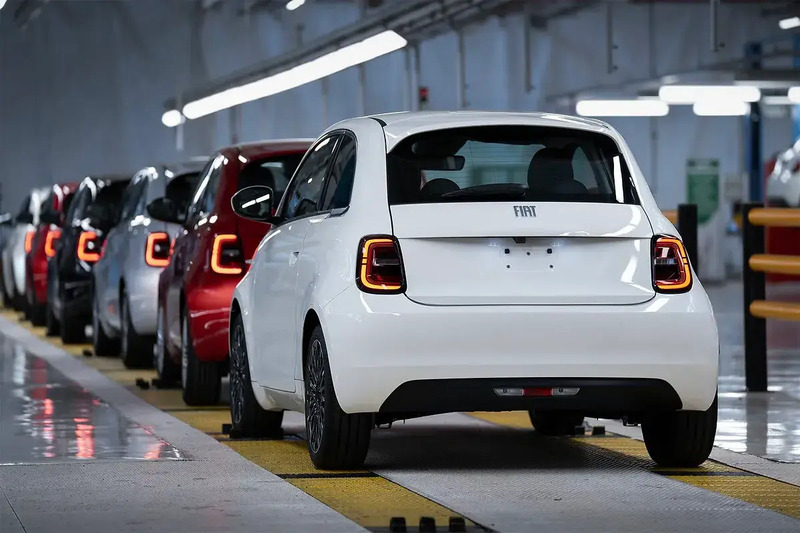 La nuova Fiat 500 Hybrid