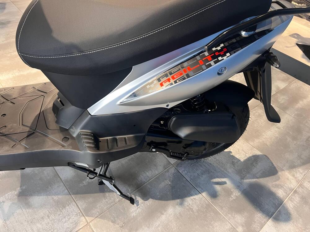 Kymco Agility 50 R12 (2021 - 25) (6)
