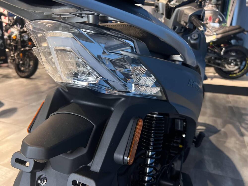 Kymco People 125i S (2021 - 25) (9)