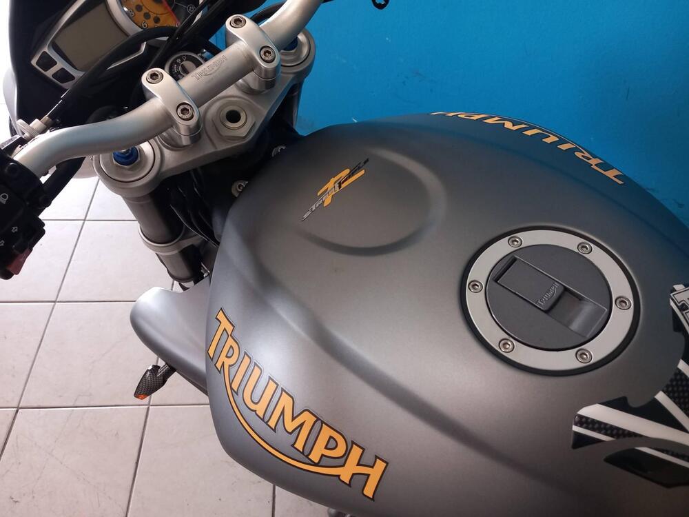 Triumph Street Triple R (2009 - 12) (9)