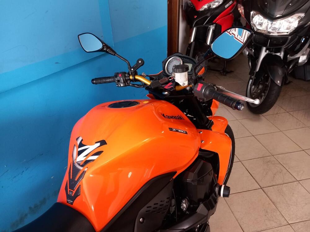 Kawasaki Z 750 (2007 - 14) (17)