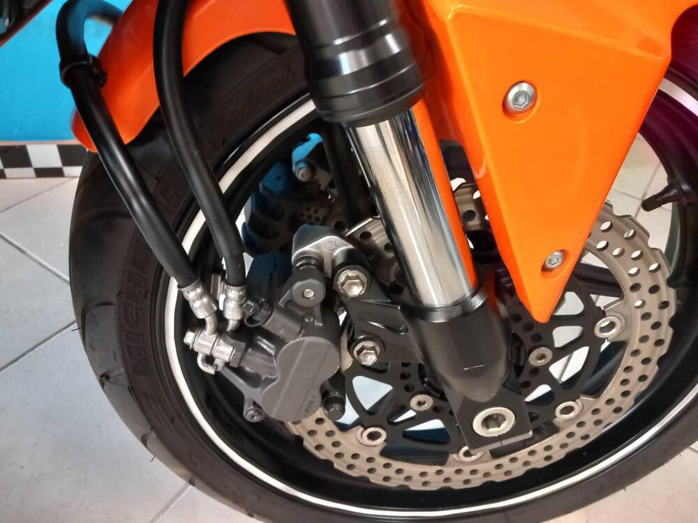 Kawasaki Z 750 (2007 - 14) (19)