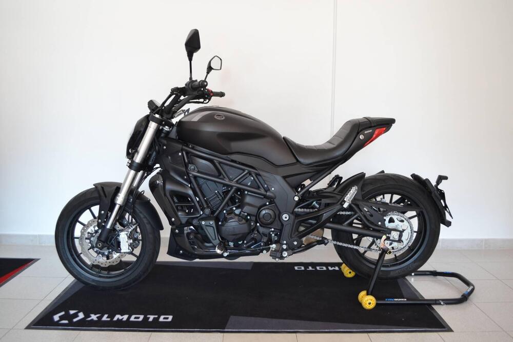 Benelli 502 C (2021 - 25) (7)