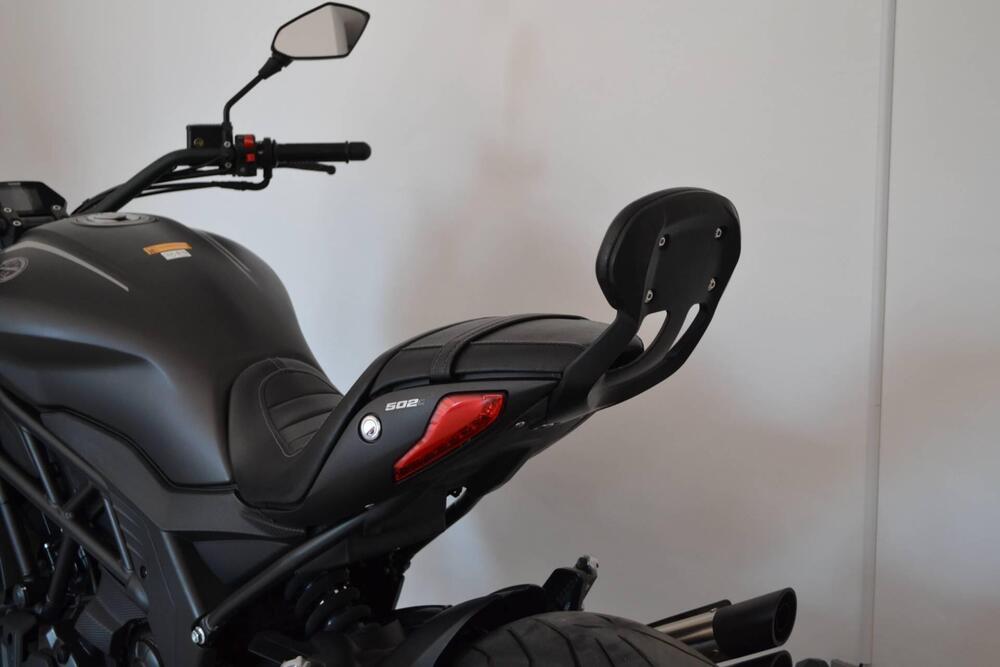 Benelli 502 C (2021 - 25) (12)