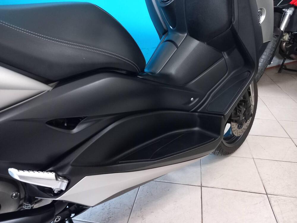 Yamaha X-Max 300 ABS (2017 - 20) (17)