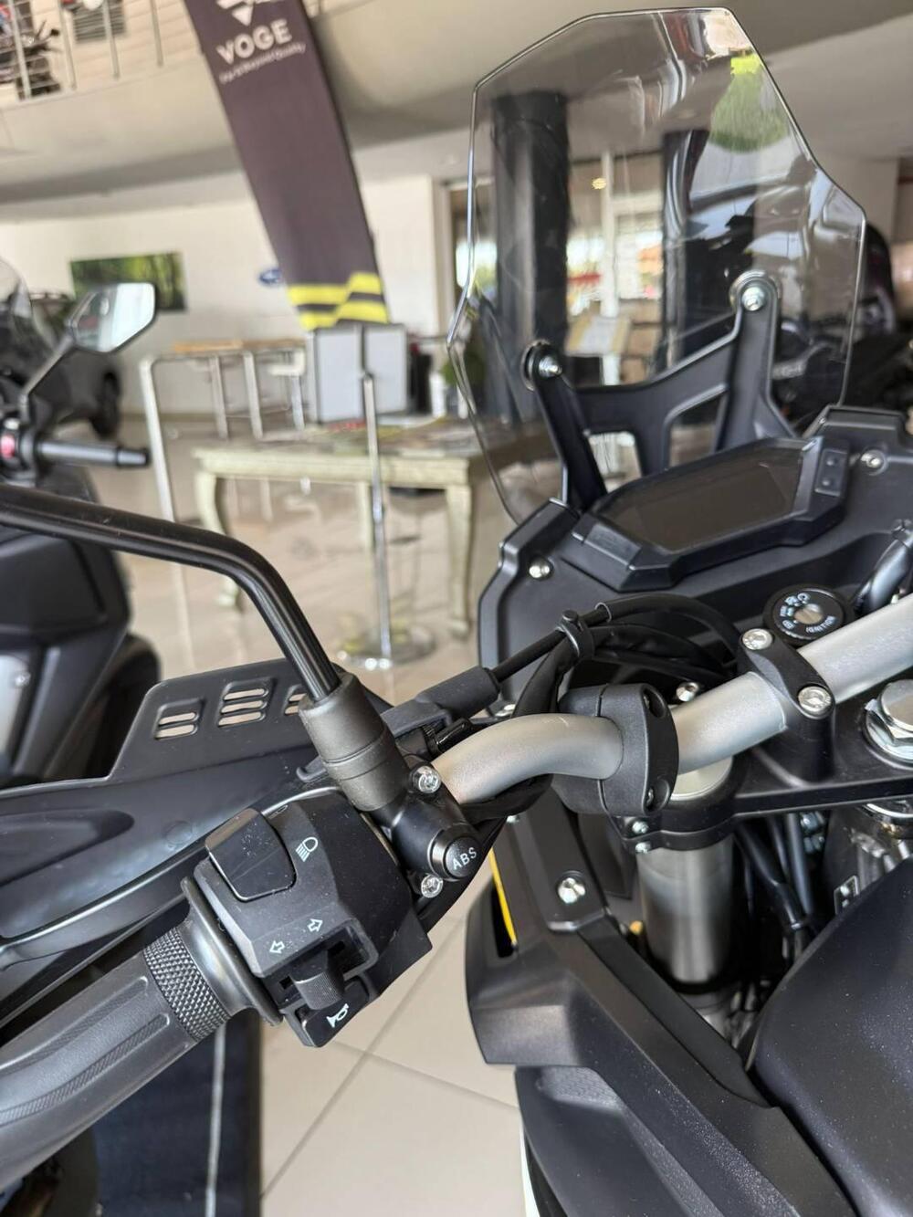 Voge Valico 300 Rally (2022 - 26) (3)