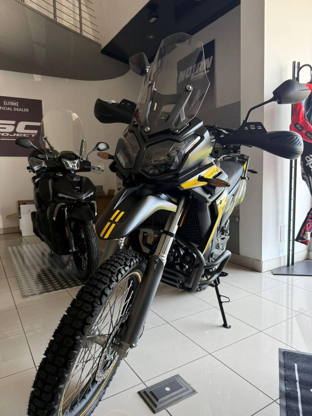 Voge Valico 300 Rally (2022 - 26) (9)