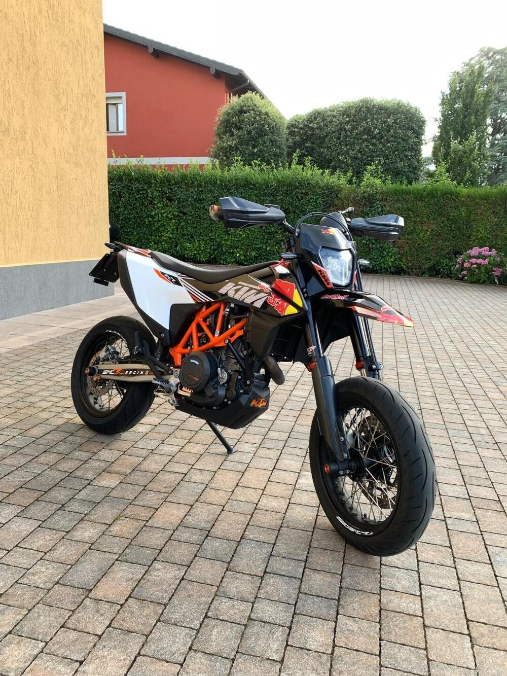KTM 690 SMC R (2019 - 20) (4)