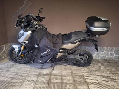 Honda X-ADV 750 DCT (2021 - 24) usata