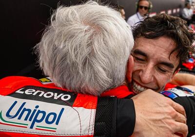 MotoGP 2025. Gigi Dall'Igna commenta Assen: Marc Marquez, quando decide di prendere il comando lo fa. Pecco Bagnaia? Grande gara