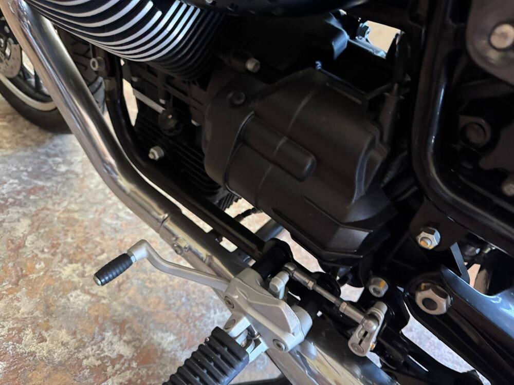 Moto Guzzi V9 Roamer (2018 - 20) (13)