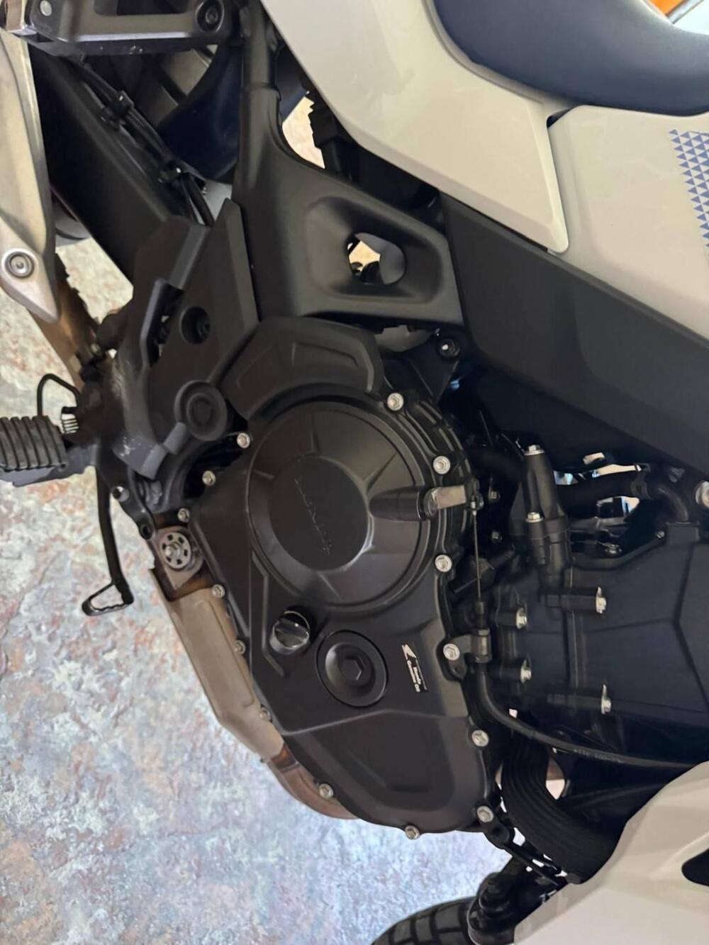 Moto Morini X-Cape 650 (2021 - 26) (10)