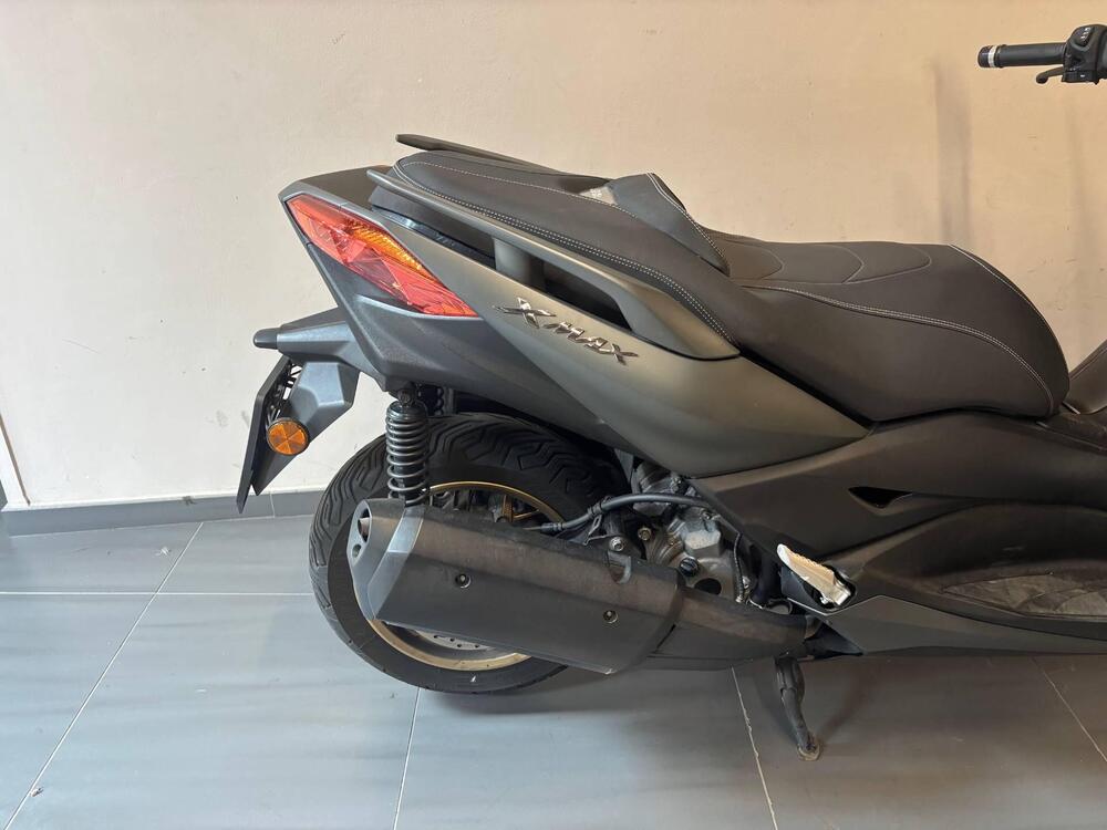 Yamaha X-Max 300 Tech Max (2021 - 24) (8)