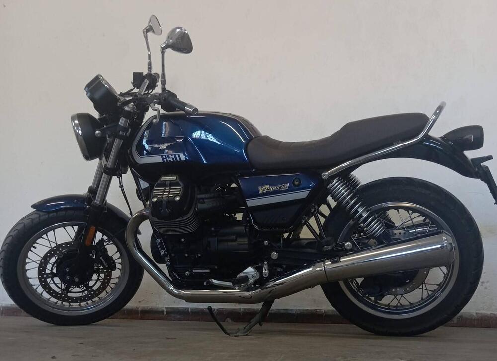 Moto Guzzi V7 Special (2021 - 24) (6)
