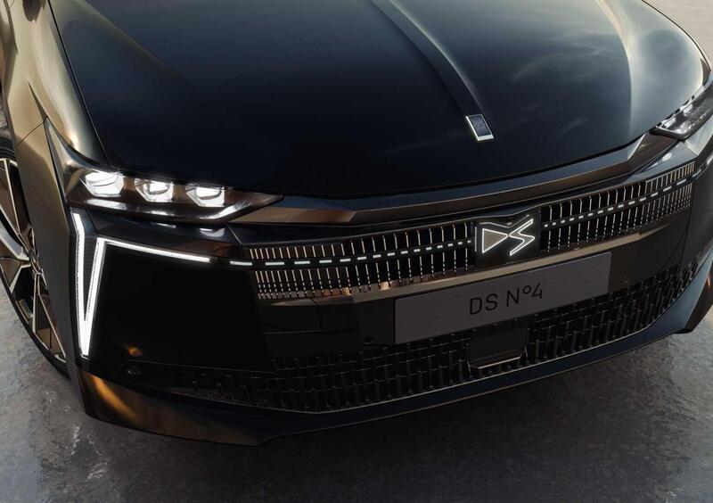 Ds N4 (12)