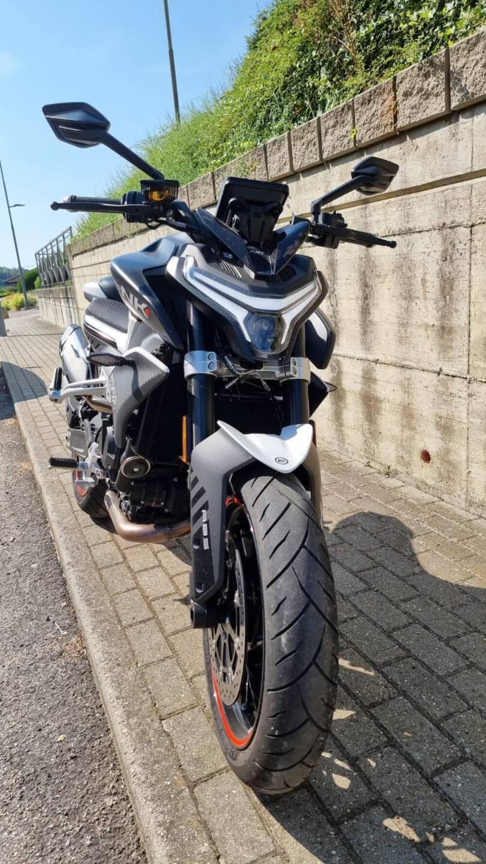 CFMOTO 800NK Advanced (2023 - 26) (2)