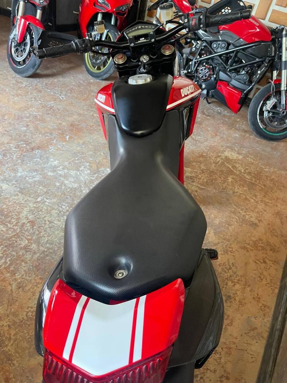 Ducati Hypermotard 1100 EVO SP (2010 - 12) (13)