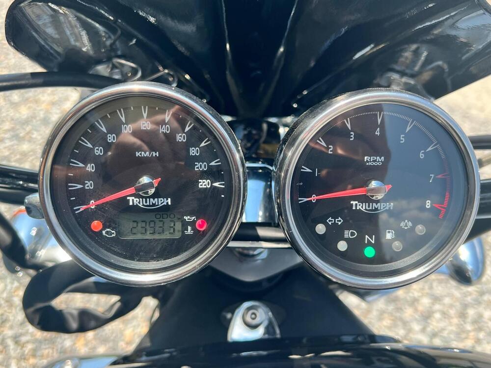 Triumph Rocket 3 (2004 - 11) (10)