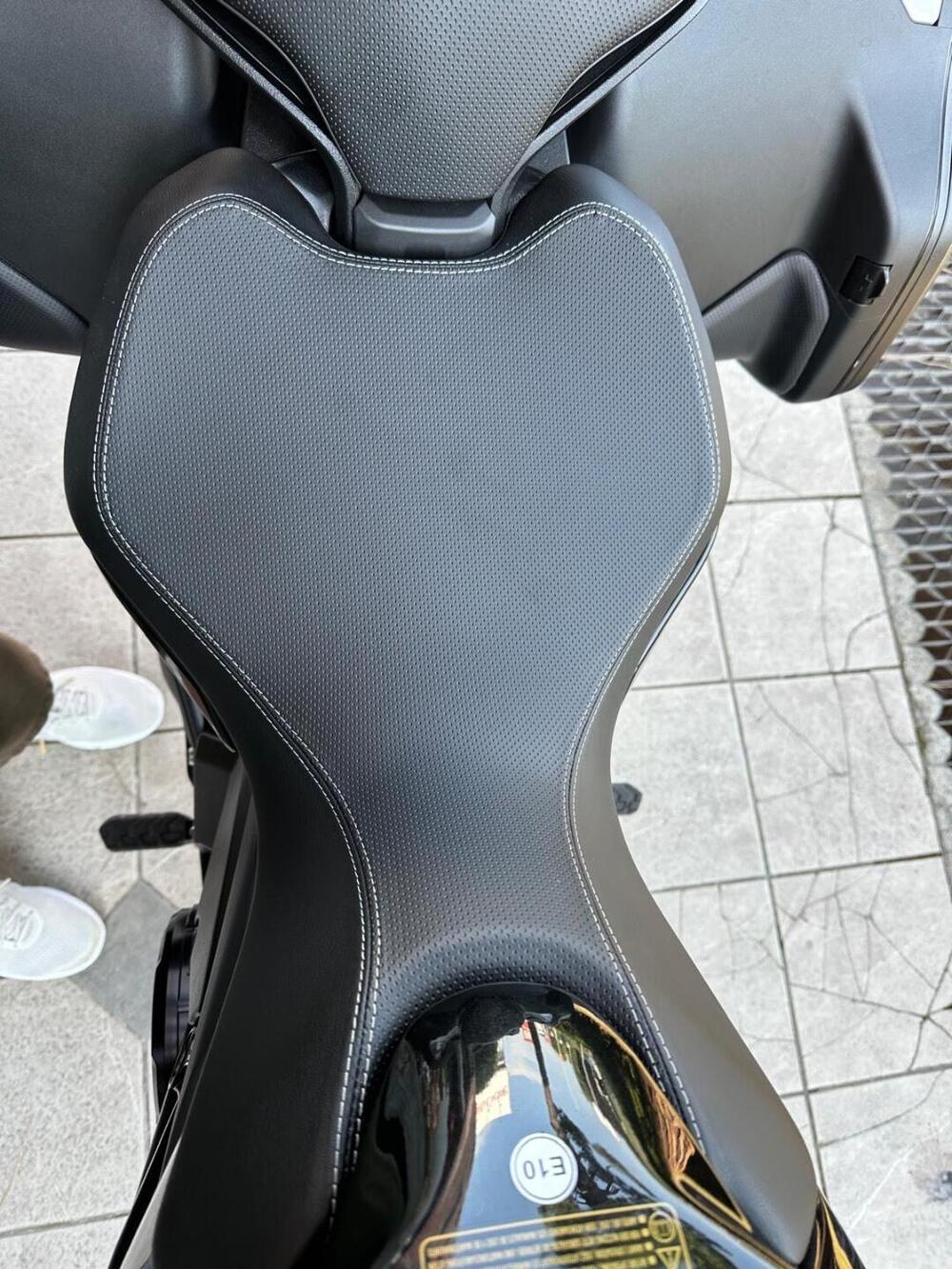 MV Agusta Turismo Veloce 800 Lusso SCS (2021 - 25) (11)