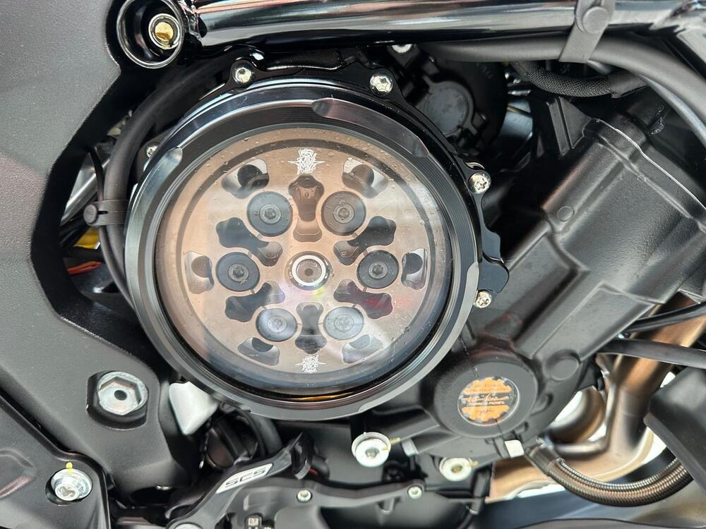 MV Agusta Turismo Veloce 800 Lusso SCS (2021 - 25) (16)