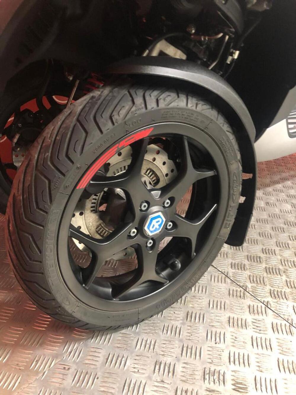 Piaggio MP3 400 ABS Hpe (2021 - 22) (5)