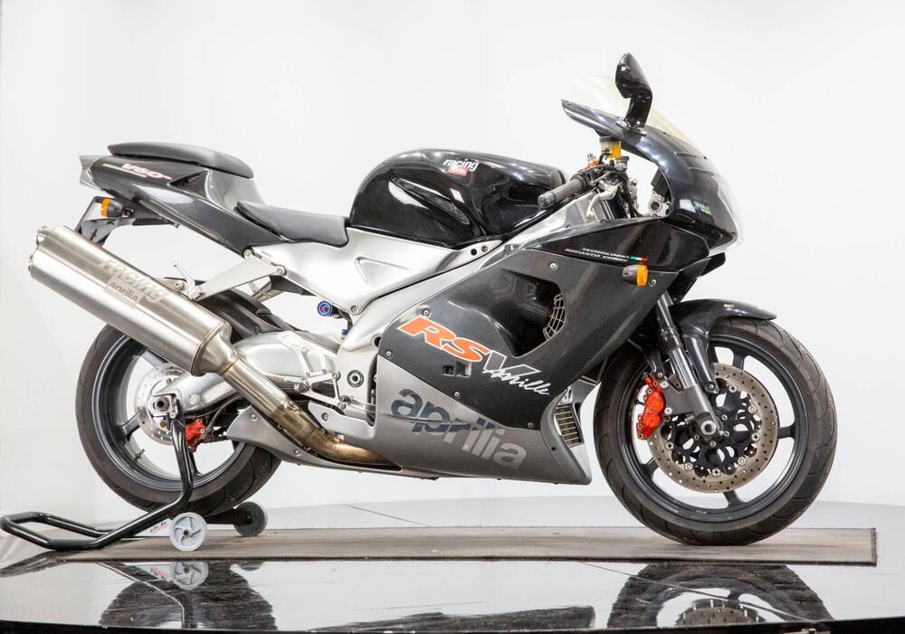 Aprilia RSV 1000 (1998 - 99) (4)