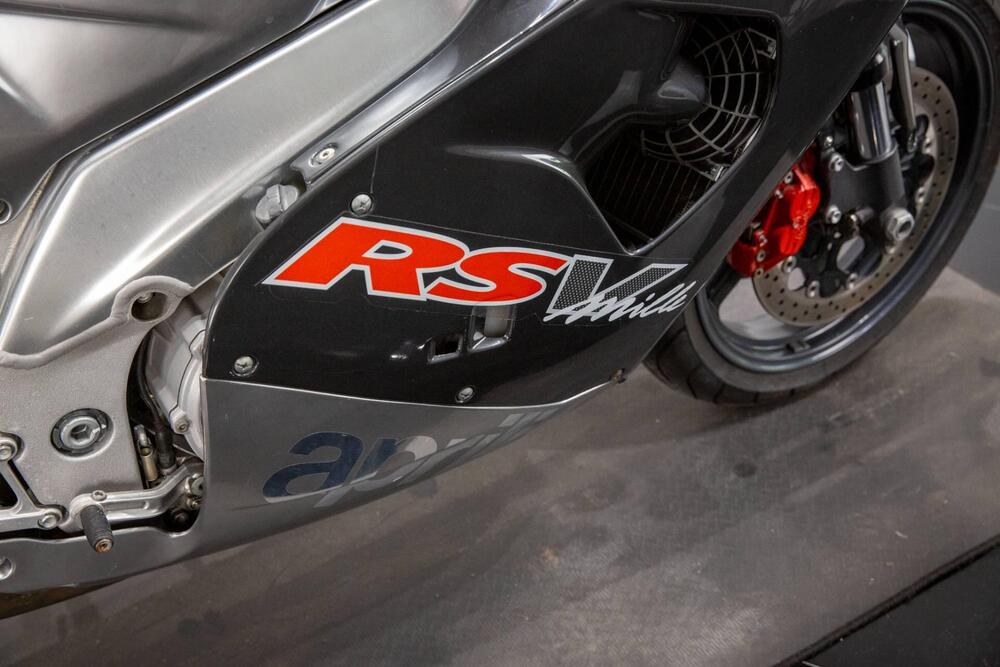 Aprilia RSV 1000 (1998 - 99) (14)