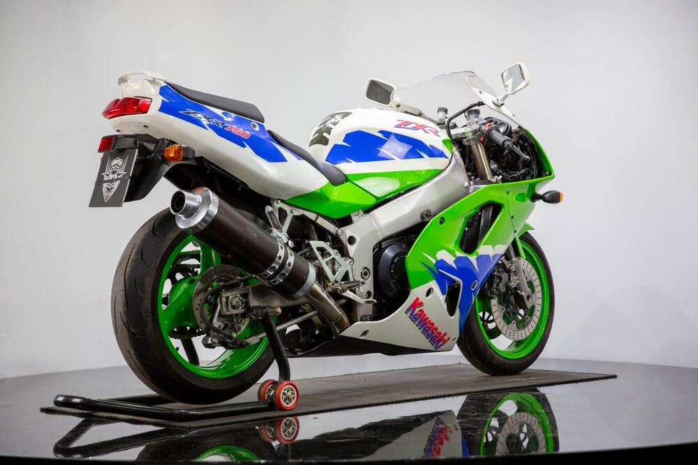 Kawasaki ZXR 750 (1993 - 95) (7)