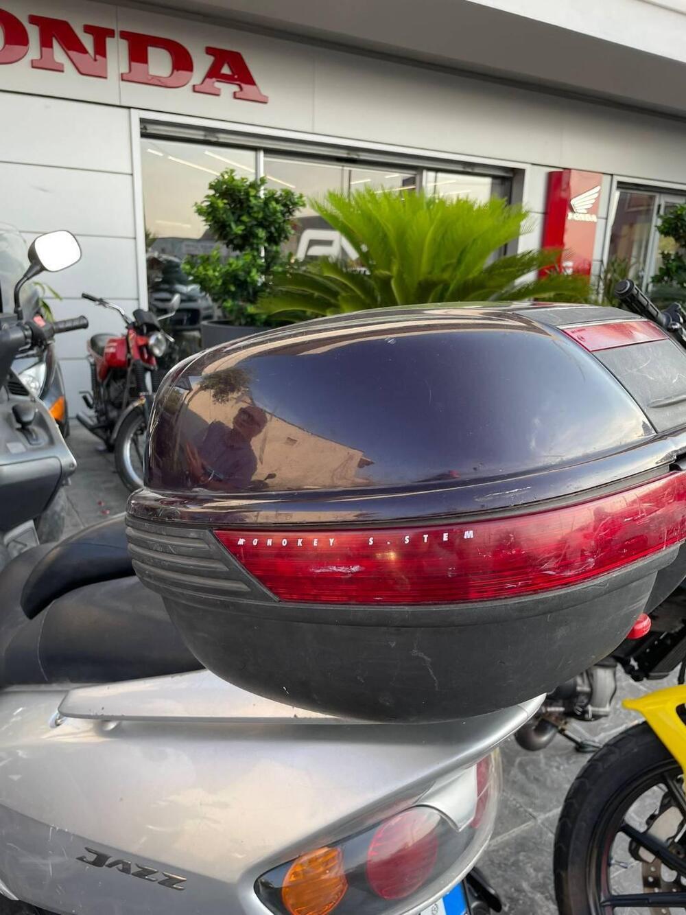 Honda Jazz 250 (2001 - 06) (4)