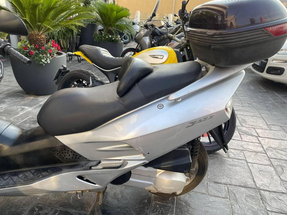 Honda Jazz 250 (2001 - 06) (9)